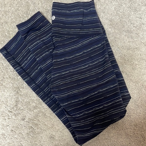 Lululemon Striped Leggings size 6 - Picture 1 of 3